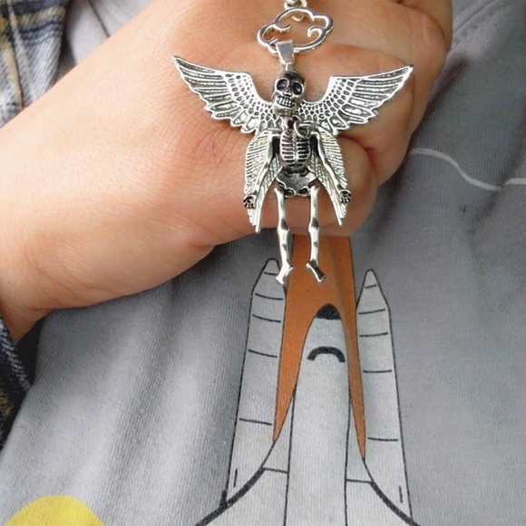 Necklace - Picture 2 of 7